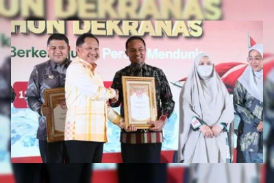 Mendagri Minta Pemda dan Dekranasda Gali Potensi Kerajinan Lokal