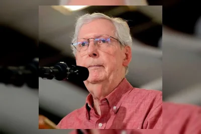 Mitch McConnell Akhirnya Buka Suara soal Jatuh yang Sebabkan Rawat Inap