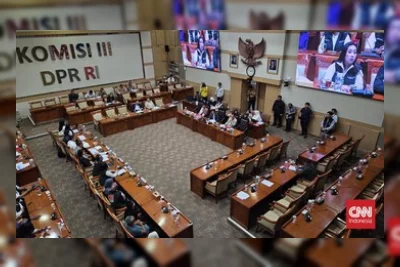 Komisi III Audiensi Kasus Pembakaran Santri di Lombok