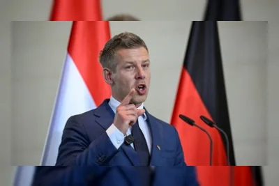 Parlemen Hungaria Selangkah Lagi Pecat Presiden Sulyok