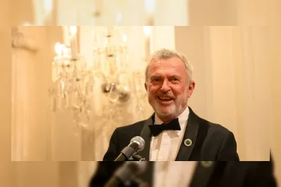 Aktor Jurassic Park Sam Neill Meninggal Dunia di Usia 78 Tahun