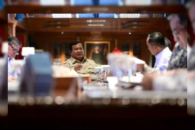 Presiden Prabowo Beri Harga Khusus BBM Rp15.000/Liter bagi Nelayan Kapal 30–200 GT