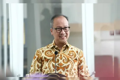 Menperin Ajak Masyarakat Lindungi Batik Asli dari Banjir Batik Printing