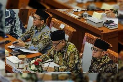 DPR Setujui Uang Muka Rp4 Triliun untuk Haji 2027