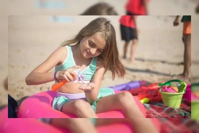 Sunscreen Orang Dewasa Boleh Dipakai Anak-Anak? Ini Saran Dokter