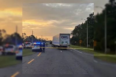 Pria Kabur dari Operasi ICE Tewas Tertabrak Traktor-Trailer di Florida
