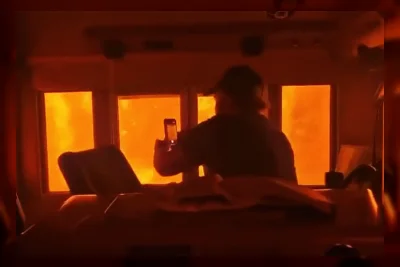 Video Mencekam: Lokomotif Terjebak Kobaran Api Kebakaran Hutan di Kanada