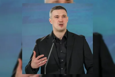 Zelenskyy Pecat Menteri Pertahanan Populer Mykhailo Fedorov dalam Reshuffle Besar