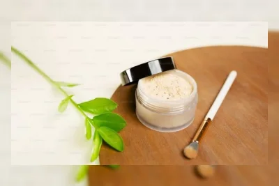 5 Cara Memilih Bedak untuk Kulit Kombinasi agar Makeup Tetap Segar