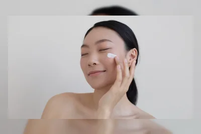 Rekomendasi Sunscreen Alami untuk Kulit Berminyak
