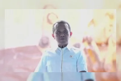 Bahlil Kelakar soal Kacamata Nusron, Prabowo Tersenyum