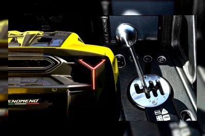 Lamborghini Tutup Pintu untuk Transmisi Manual, Beda dengan Ferrari