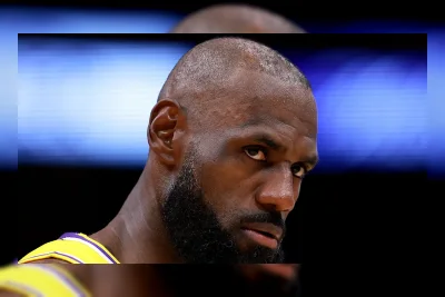 LeBron James Bungkam soal Masa Depan di NBA Saat Podcast
