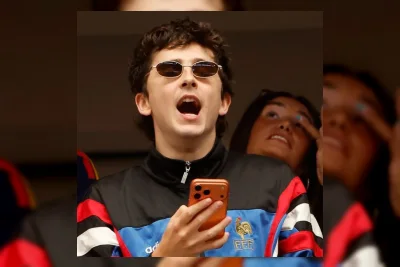 Timothée Chalamet Temui Dallas Cowboys Cheerleaders di Semifinal Piala Dunia