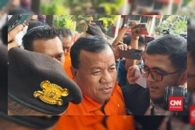 Bupati Kuansing Bantah Beri Amplop ke Menteri Kehutanan Raja Juli