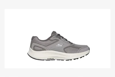 5 Toko Online Resmi Beli Sepatu Skechers Original, Dijamin Asli