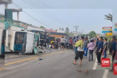 Truk Tabrak 8 Kendaraan di Sibolangit Sumut, 4 Tewas dan 8 Luka