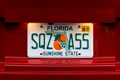 Nenek di Florida Dapat Plat Mobil Bernada Porno dari DMV, Pilih Tetap Pakai