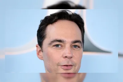 Jim Parsons Akui Menderita Saat Puncak Karier di The Big Bang Theory