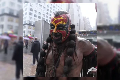 Danhausen Pimpin Parade Pencabutan Kutukan di New York Sebelum Bertarung