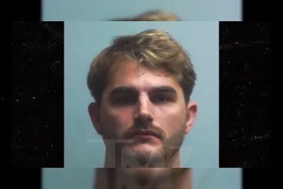 Bintang 'The Ultimatum' Blake Robertson Ditangkap karena Dugaan Penganiayaan