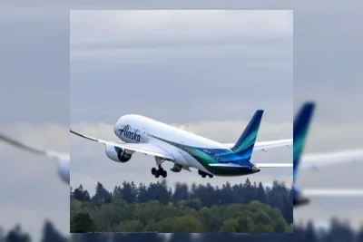 Pesawat Alaska Airlines Kembali ke Roma Akibat Masalah Mesin