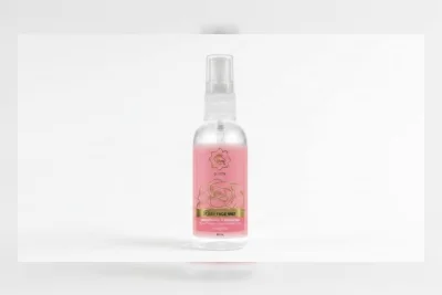 Apakah Face Mist Viva Bisa Jadi Setting Spray? Ini Penjelasannya