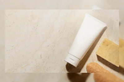 Perbedaan Facial Wash dan Facial Foam, Pilih Sesuai Tipe Kulit