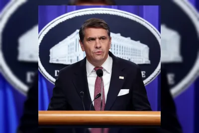 Todd Blanche Hadapi Tekanan Senat soal Perintah Penyelesaian Gugatan Trump