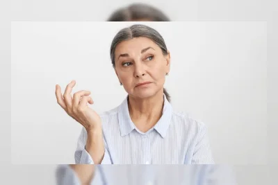 Skincare untuk Usia 50 Tahun ke Atas: Kandungan yang Wajib Ada