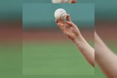 Red Sox Pertimbangkan Perdagangan Sonny Gray Jelang Batas Waktu