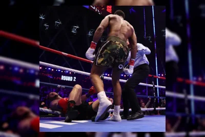 Anthony Joshua Bangkit dari Knockdown untuk Hentikan Kristian Prenga