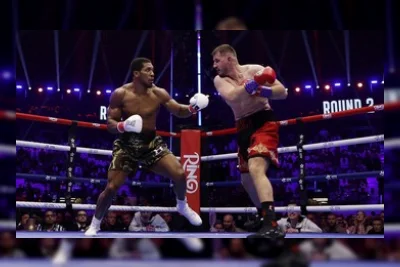 Anthony Joshua Kalahkan Kristian Prenga dengan KO di Ronde 2