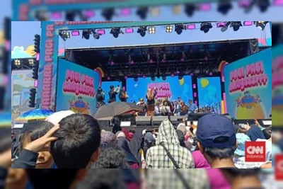 Ayu Ting Ting Sukses Goyang Penonton dengan Alamat Palsu