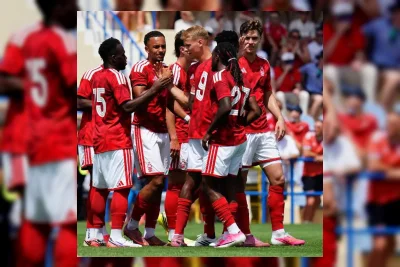 Nottingham Forest Uji Coba Lawan Vitoria Guimaraes di Portugal