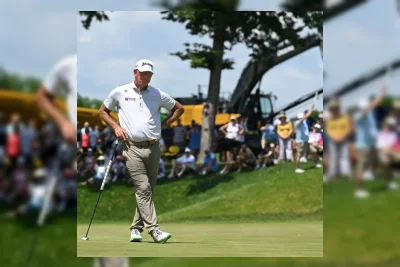 Lucas Glover Protes Teknik AimPoint dengan Melepas Sepatu di 3M Open