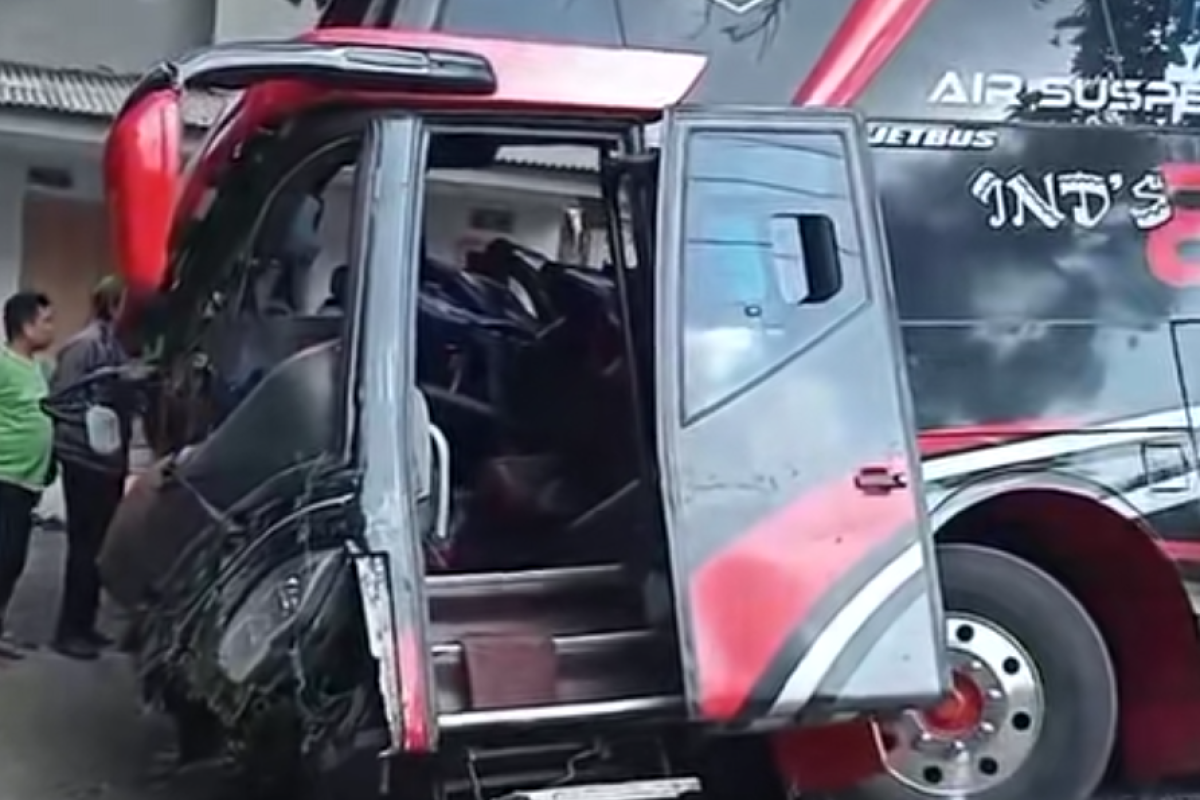 Fakta-Fakta Kecelakaan Maut Bus Nakes di Jalur Gunung Bromo, Konten Kreator Asal Jember Arti Bintang Alias Arti Wibowati jadi Korban Meninggal