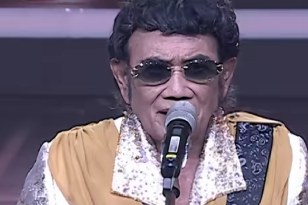 Rhoma Irama Genap 79 Tahun: Raja Dangdut Haru Saksikan Generasi Muda Lestarikan Musik Tanah Air di Panggung D’Academy