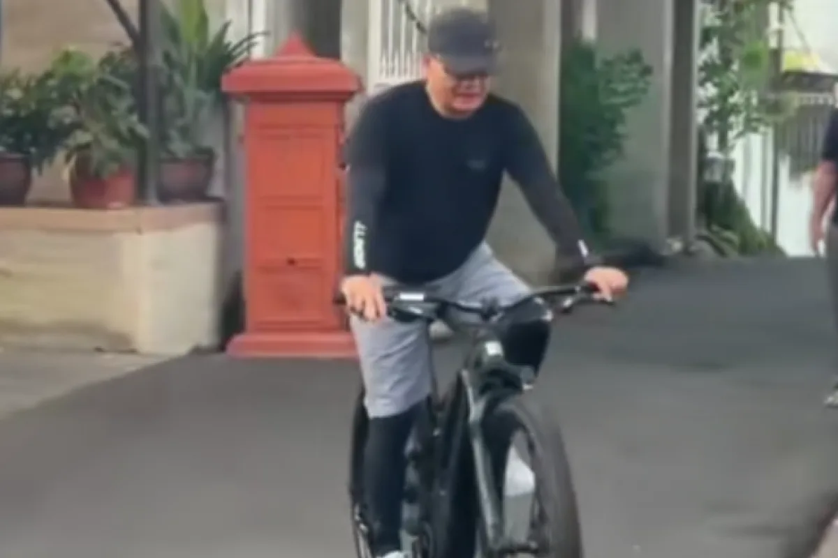 Berapa Harga Sepeda Listrik Gubernur Jawa Tengah Ahmad Luthfi? yang Dipakai Gowes Bersama ASN? Benarkah Tembus Ratusan Juta?