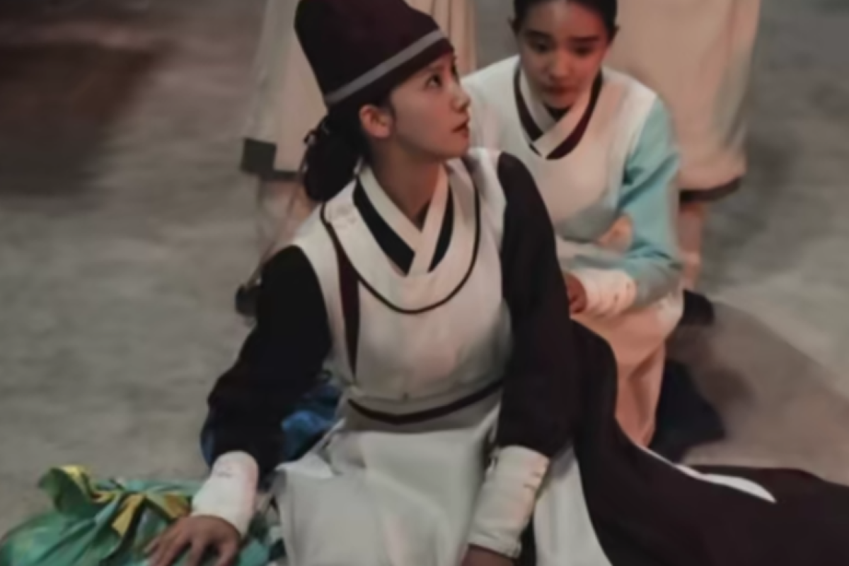 Spoiler Drakor Bon Appetit, Your Majesty Eps 11-12 TAMAT Sub Indo di Netflix Bukan LK21: Pertarungan Kuliner Memanas, Ji-yeong Dituduh Racun, Raja Yi-heon Murka!
