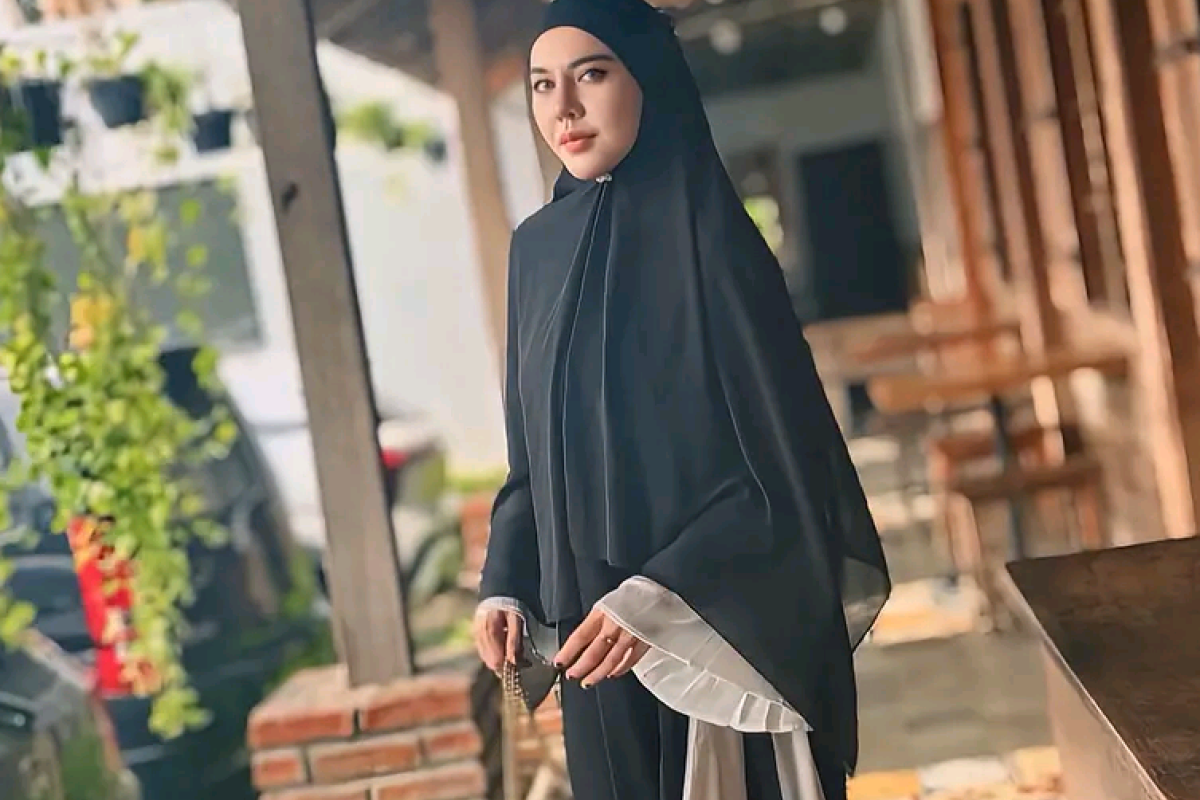 Profil Tampang Ratu Rizky Nabila Penyanyi Dangdut yang Diduga jadi Istri Kedua Pesulap Merah Sejak 2022: Umur, Agama dan Akun Instagram