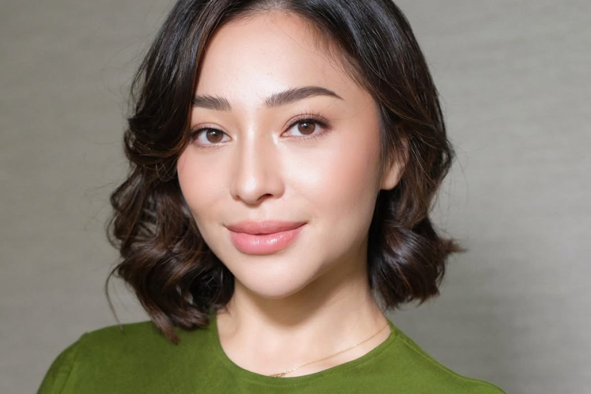 Siapa Sosok Artis Arogan dalam Buku Broken Strings Aurelie Moeremans? Netizen Tuduh Nikita Willy, Citra Ibu Muda Panutan Pun Tergoyahkan