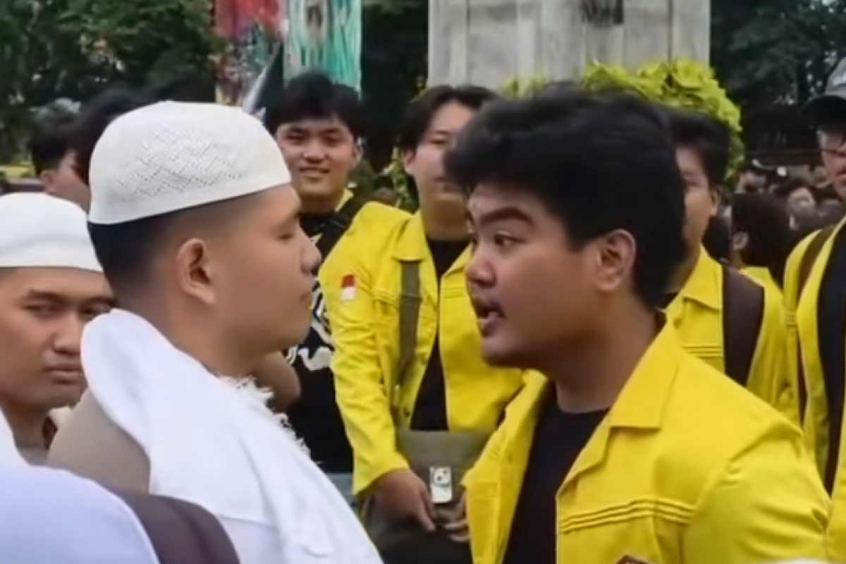 Siapa Susilo Bagas Wibisono? Mahasiswa  Politeknik Negeri Jakarta yang Viral Usai Memaki-Maki Polisi saat Aksi Unjuk Rasa  di depan Mabes Polri, Jakarta Selatan