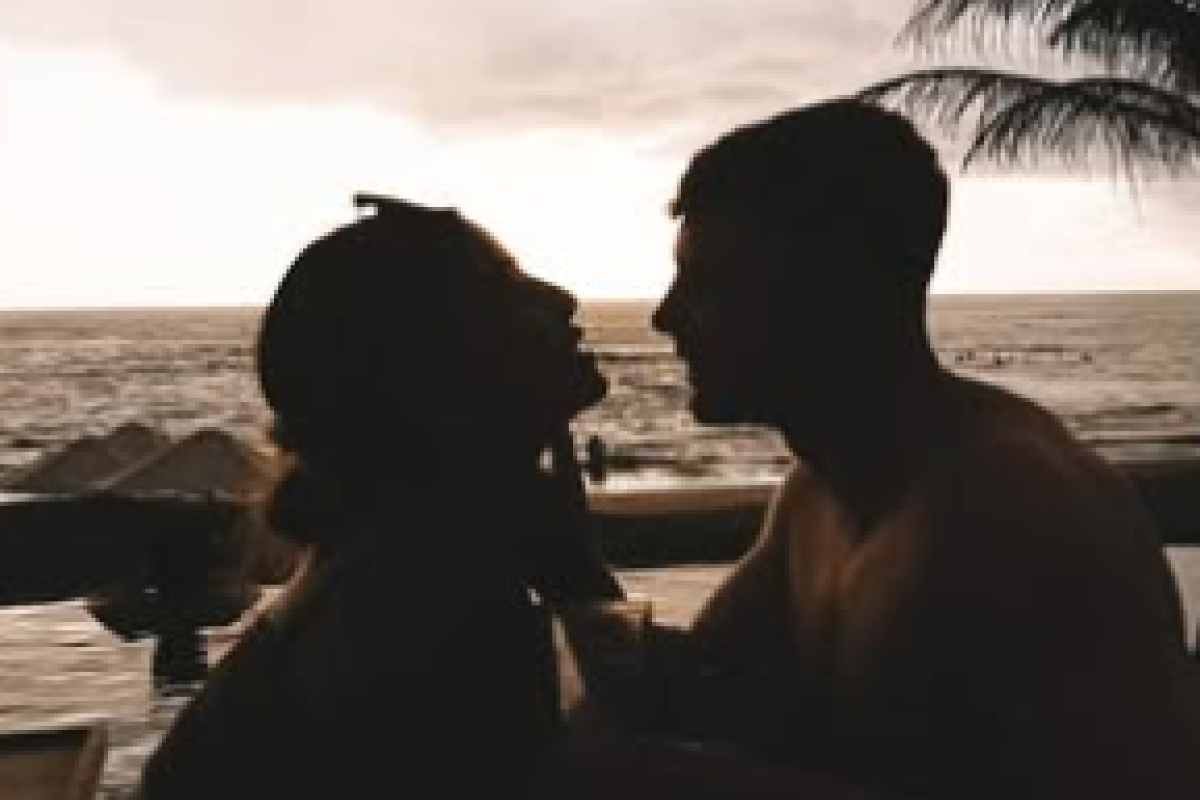 Siapa Pacar Bule Awkarin yang Baru Putus di Melbourne? Benarkah Rela Pindah Negara Hingga Berakhir Patah Hati?