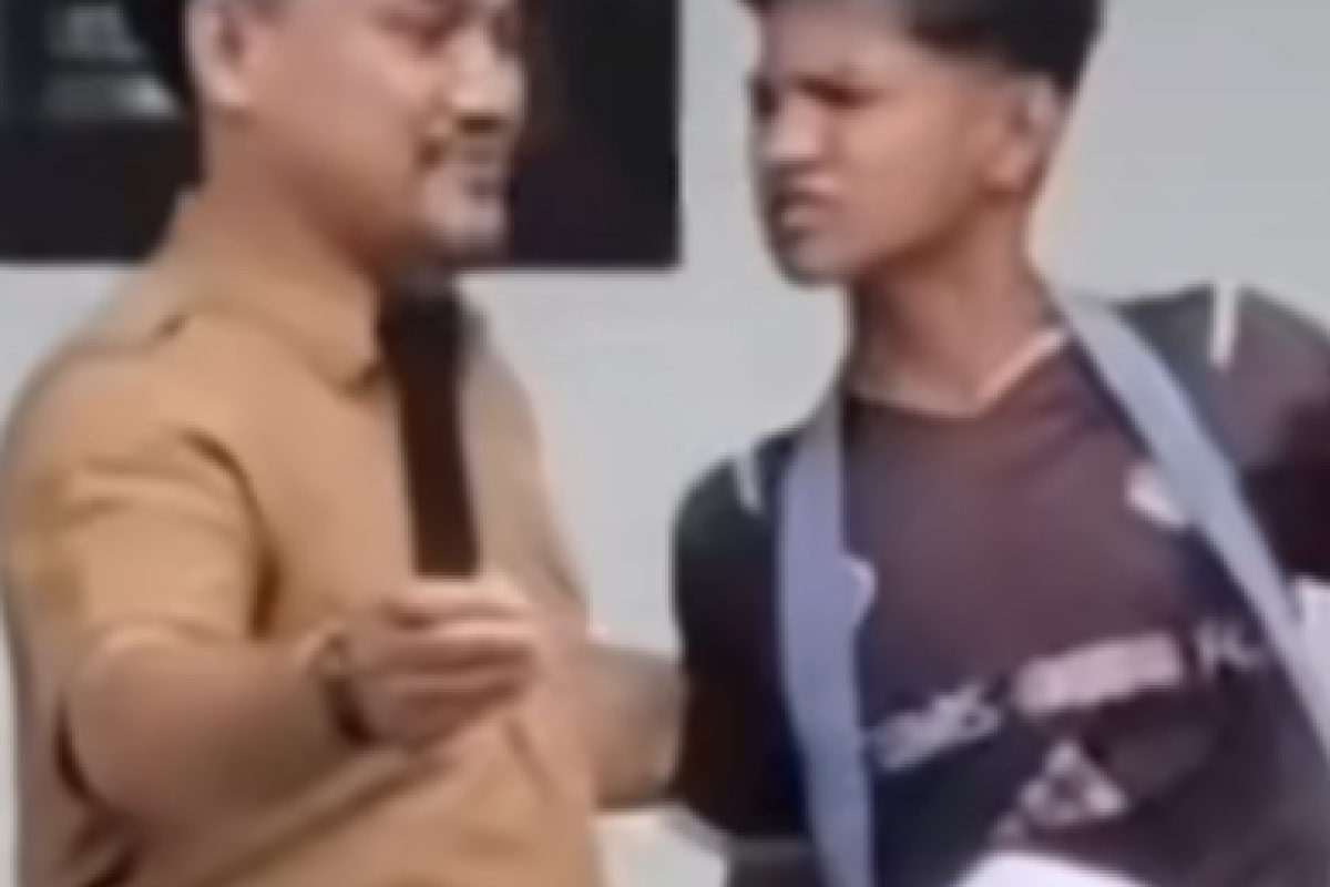 Agus Saputra Guru SMK di Jambi Dikeroyok Puluhan Siswa Usai Ucapkan Kata Miskin – Ini Kronologi Lengkap yang Bikin Publik Geram dan Prihatin