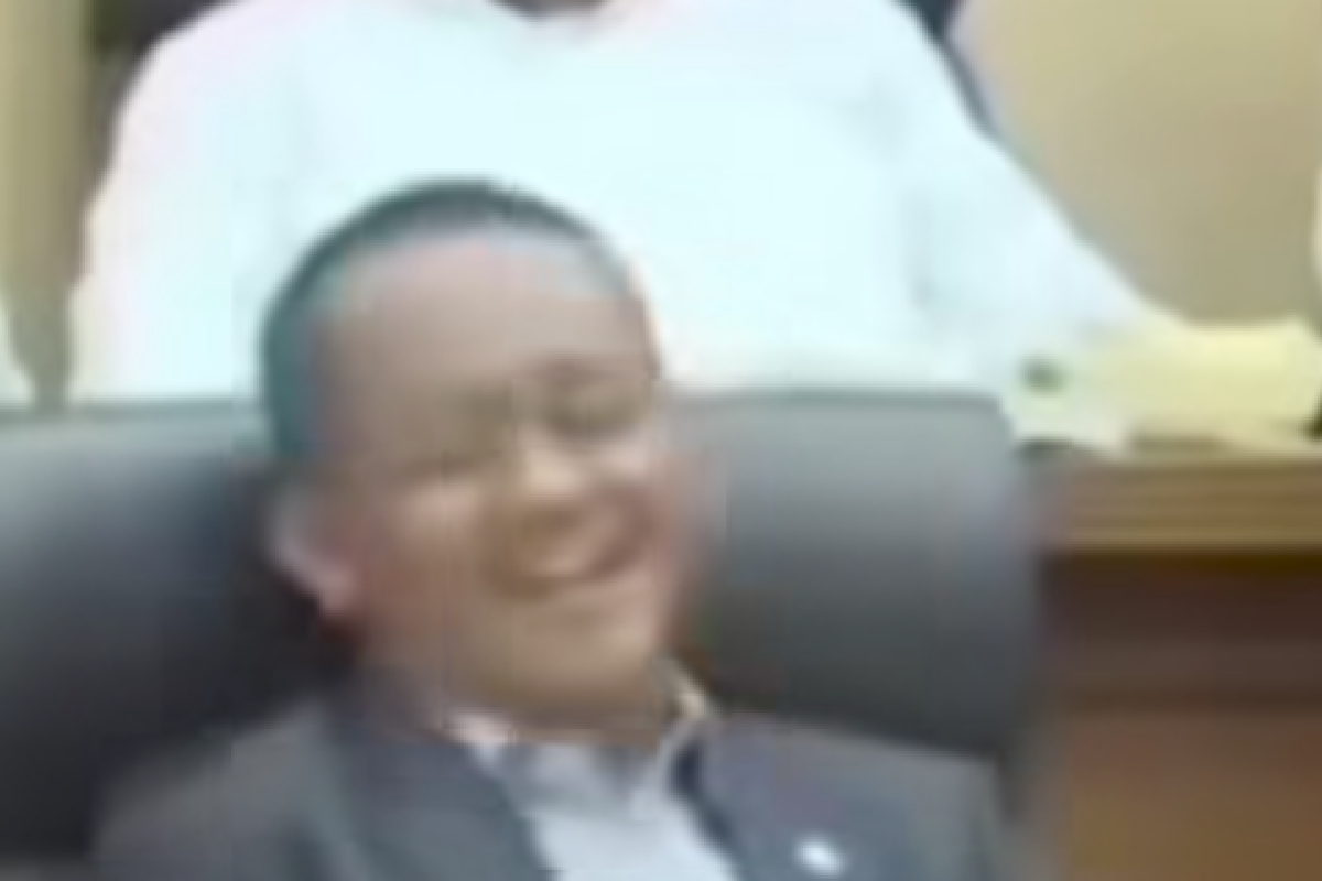 Anggota DPR PDIP Keluhkan Listrik Rumah Padam saat Banjir Jakarta, Respons Bahlil Jadi Sorotan