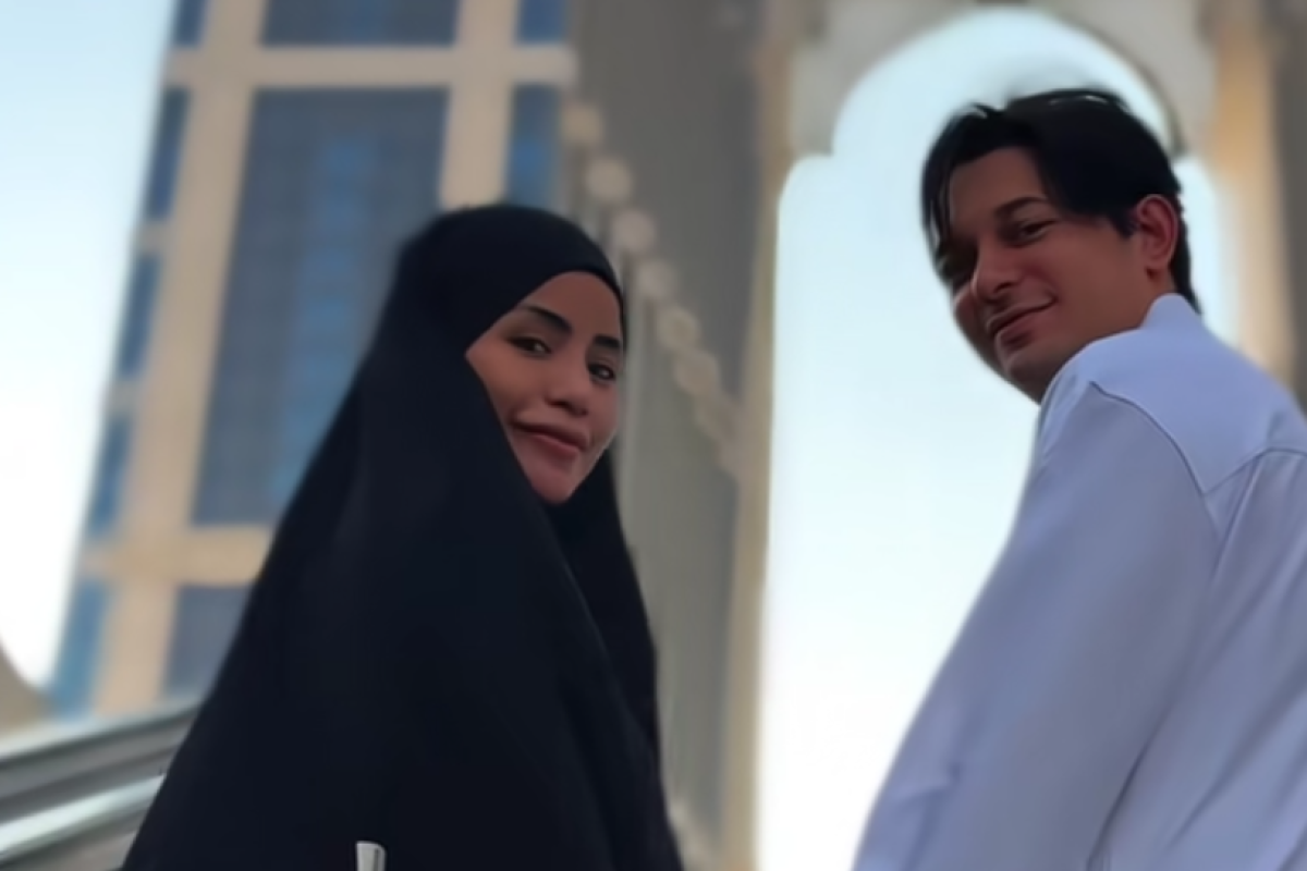 Selisih Umur Andrew Andika dan Violentina Kaif Berapa? Inilah Biodata Mantan Suami Tengku Dewi Putri yang Resmi Menikah di Mekkah