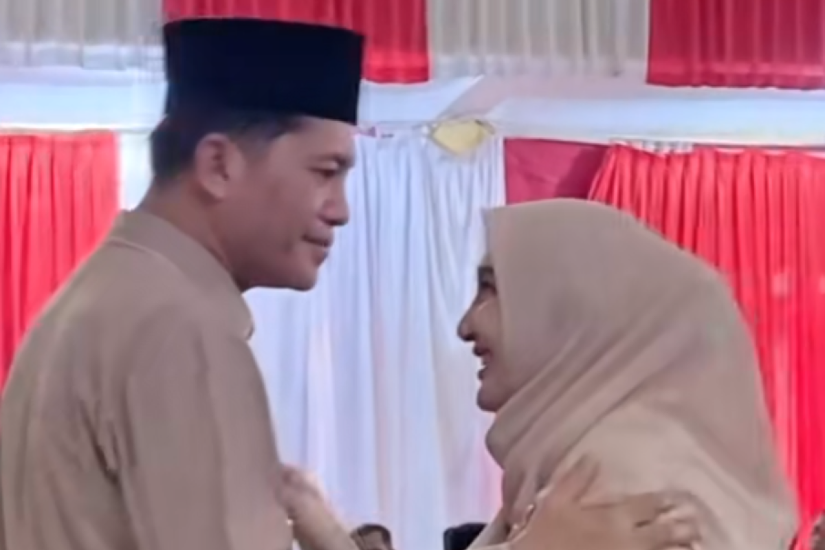 Siapa Anak dan Istri Mirwan MS? Bupati Aceh Selatan yang Buat Surat Tak Mampu Menangani Banjir Kini Kepergok Pergi Umroh, Bukan Orang Sembarangan?