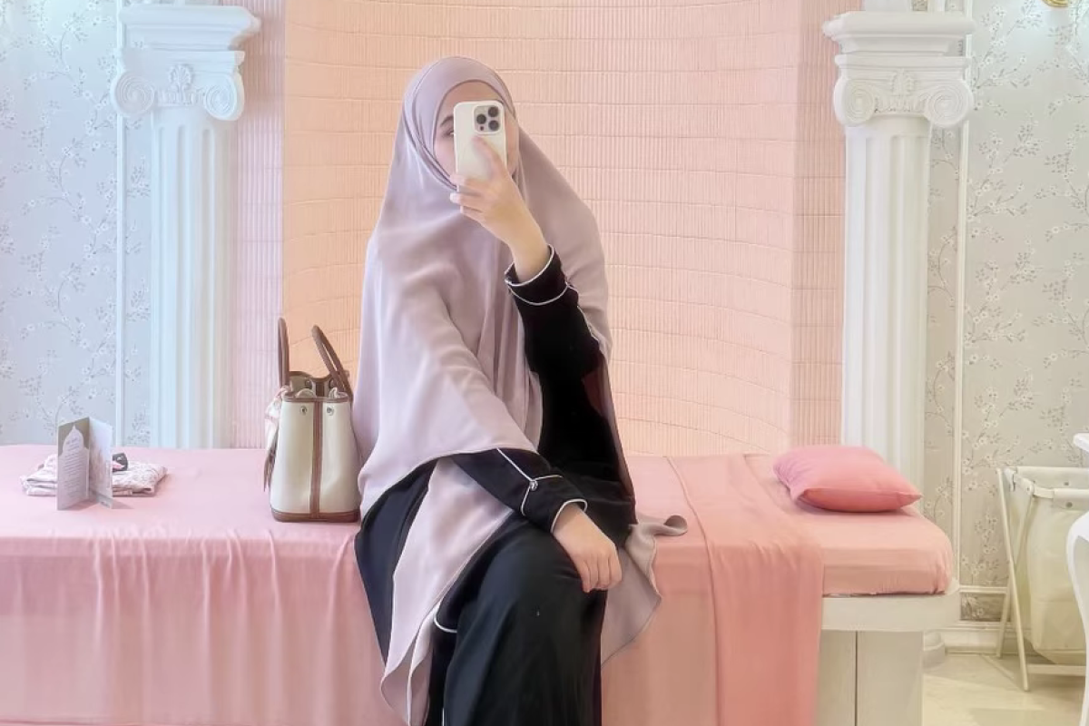 Profil Biodata Nadine Gaus Pemilik Wearing Klamby yang Dikabarkan Bercerai: Umur, Agama dan Akun IG