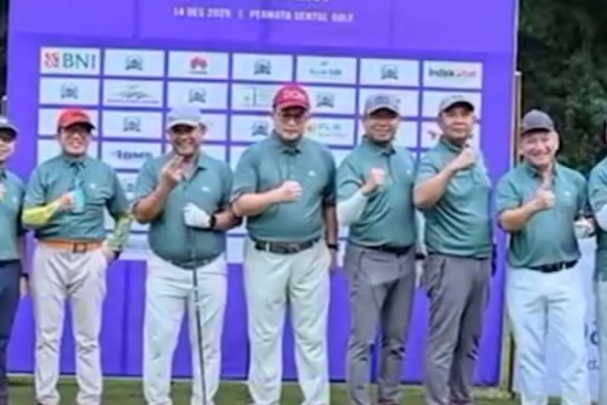 Siapa Dadan Hindayana? Kepala BGN yang Main Golf di Tengah Bencana Sumatera, Benarkah Untuk Galang Dana